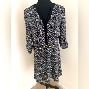 H&M tunic dress (v-neck) with drawstring; Size 6